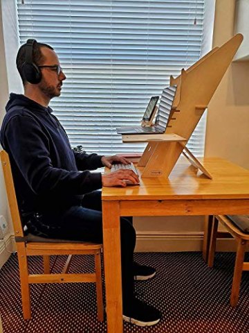 PimpMyDesk STEHSCHREIBTISCH, Steh-Sitz Schreibtisch, Tragbares, höhenverstellbares Laptop-Stehpult für zu Hause. Holz, leicht, einfach zu tragen. (Large) - 4
